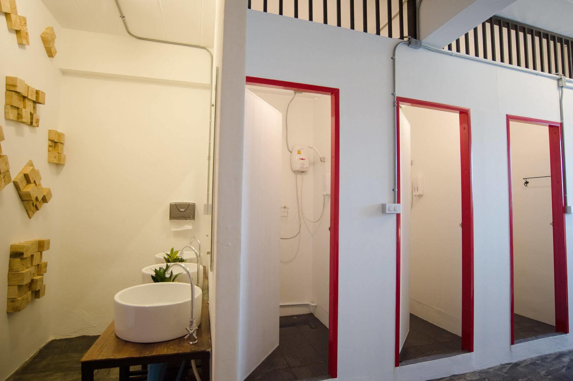Allsum Hostel Аюттхая Экстерьер фото