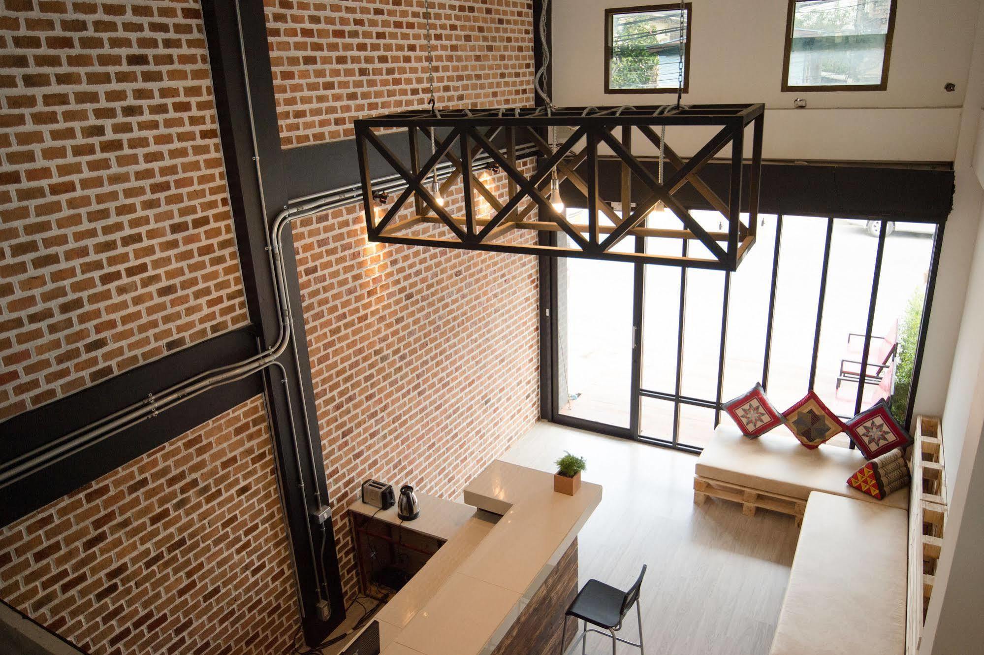Allsum Hostel Аюттхая Экстерьер фото